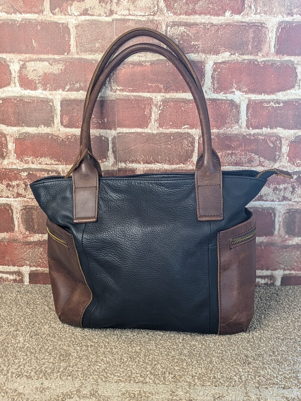 Overland Roma Crossbody Tote Bag Black Brown Leather Convertible Two Tone